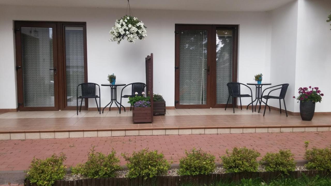 Emada- Pokoje Goscinne I Studia Ostrowo  Exterior photo