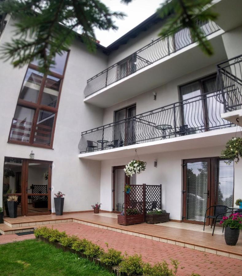 Emada- Pokoje Goscinne I Studia Ostrowo  Exterior photo